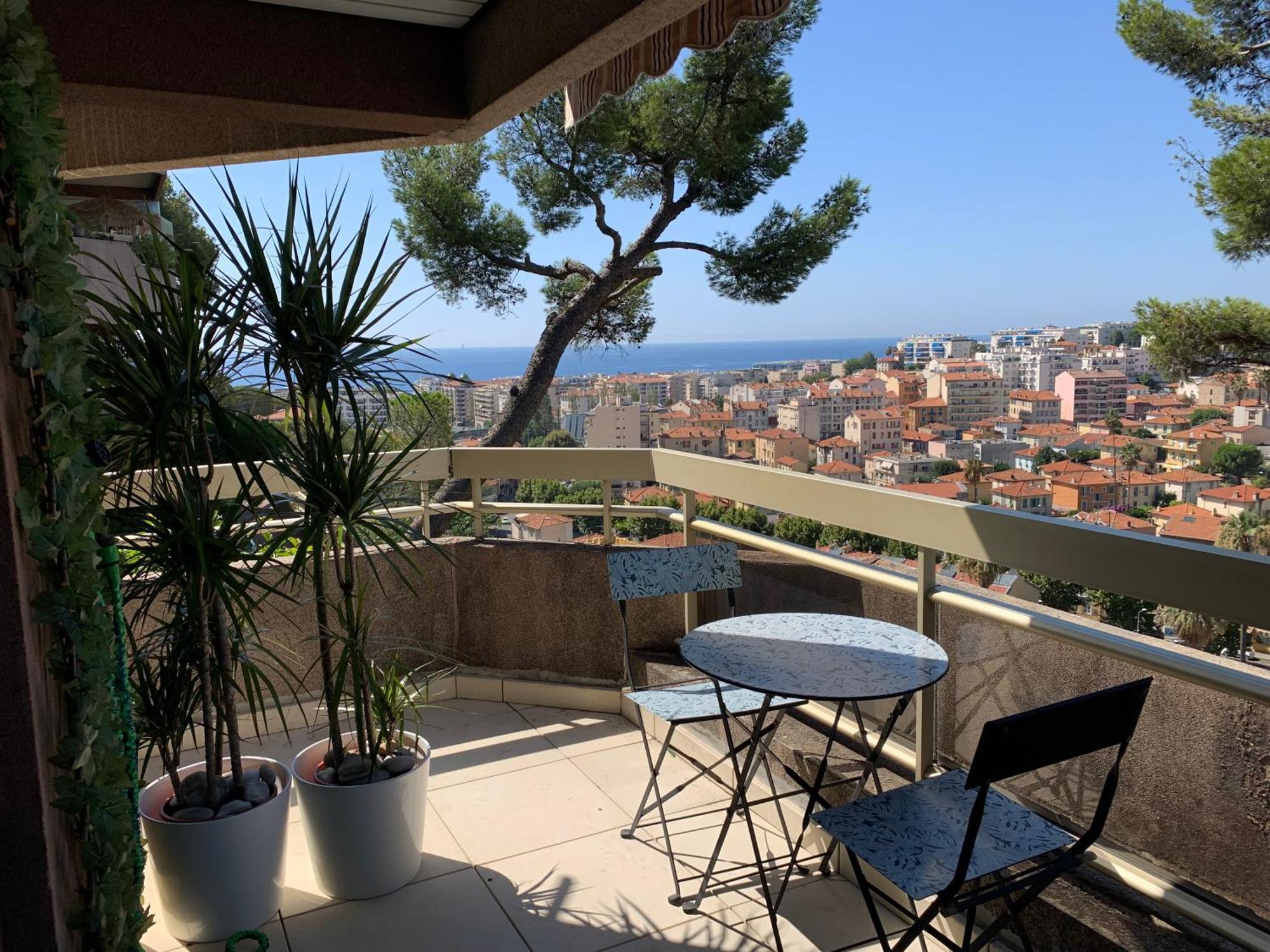 Nice, Grand Studio - Piscine - Terrasse Vue Mer Lejlighed Eksteriør billede
